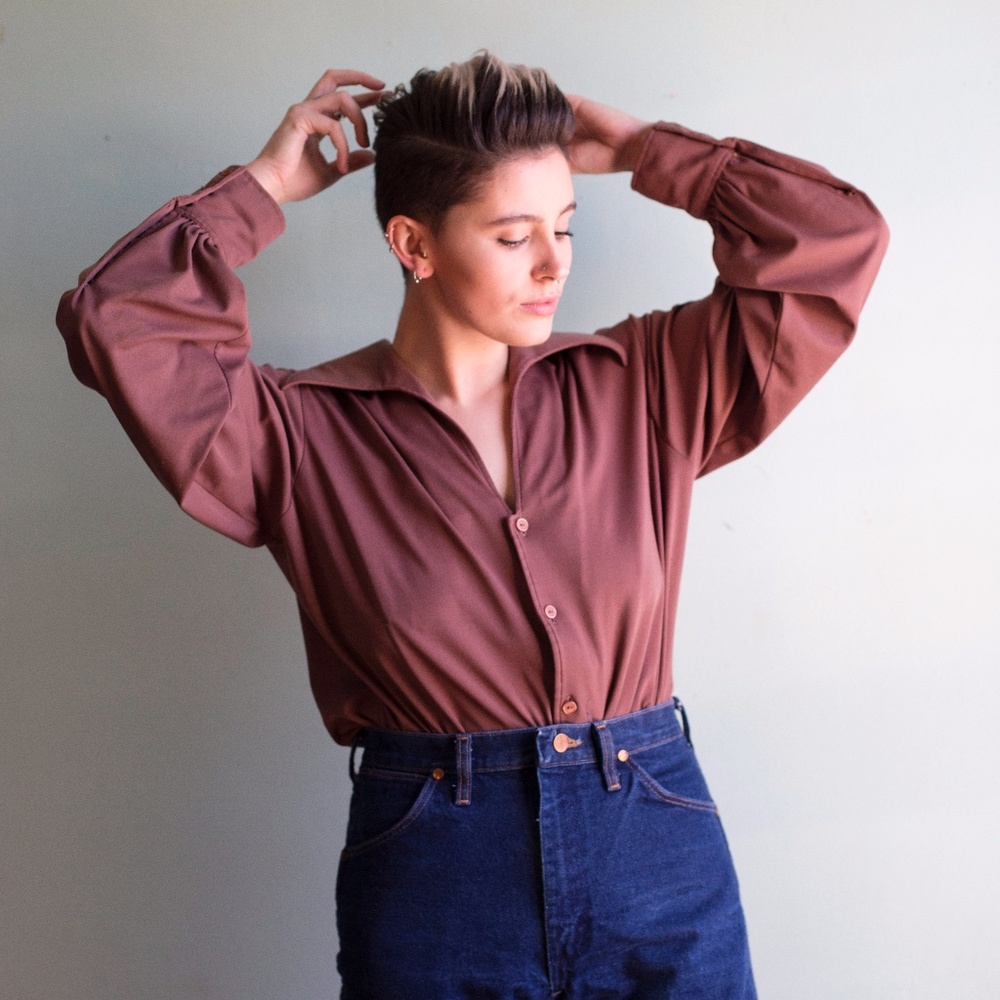 That Vintage 1970's Deep V-Neck Chocolate Shirt - Picture 4 of 8